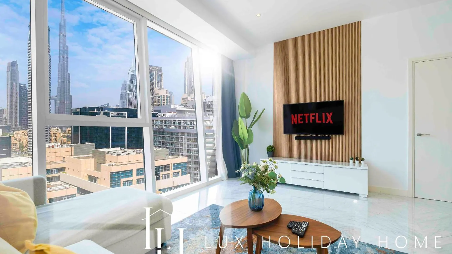 Lux The Pad Executive Suite Burj Khalifa View 2 Dubaï