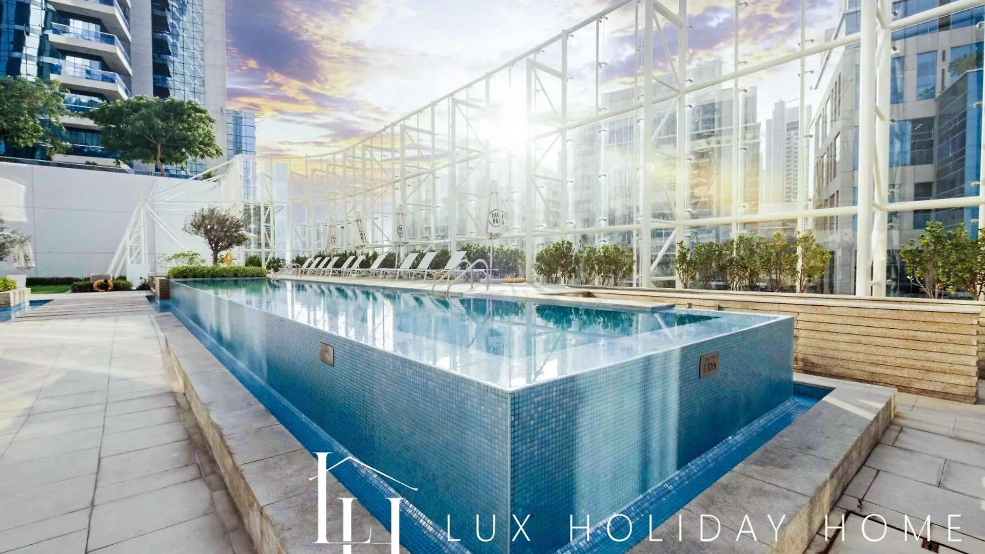 Lux The Pad Executive Suite Burj Khalifa View 2 Dubai United Arab Emirates